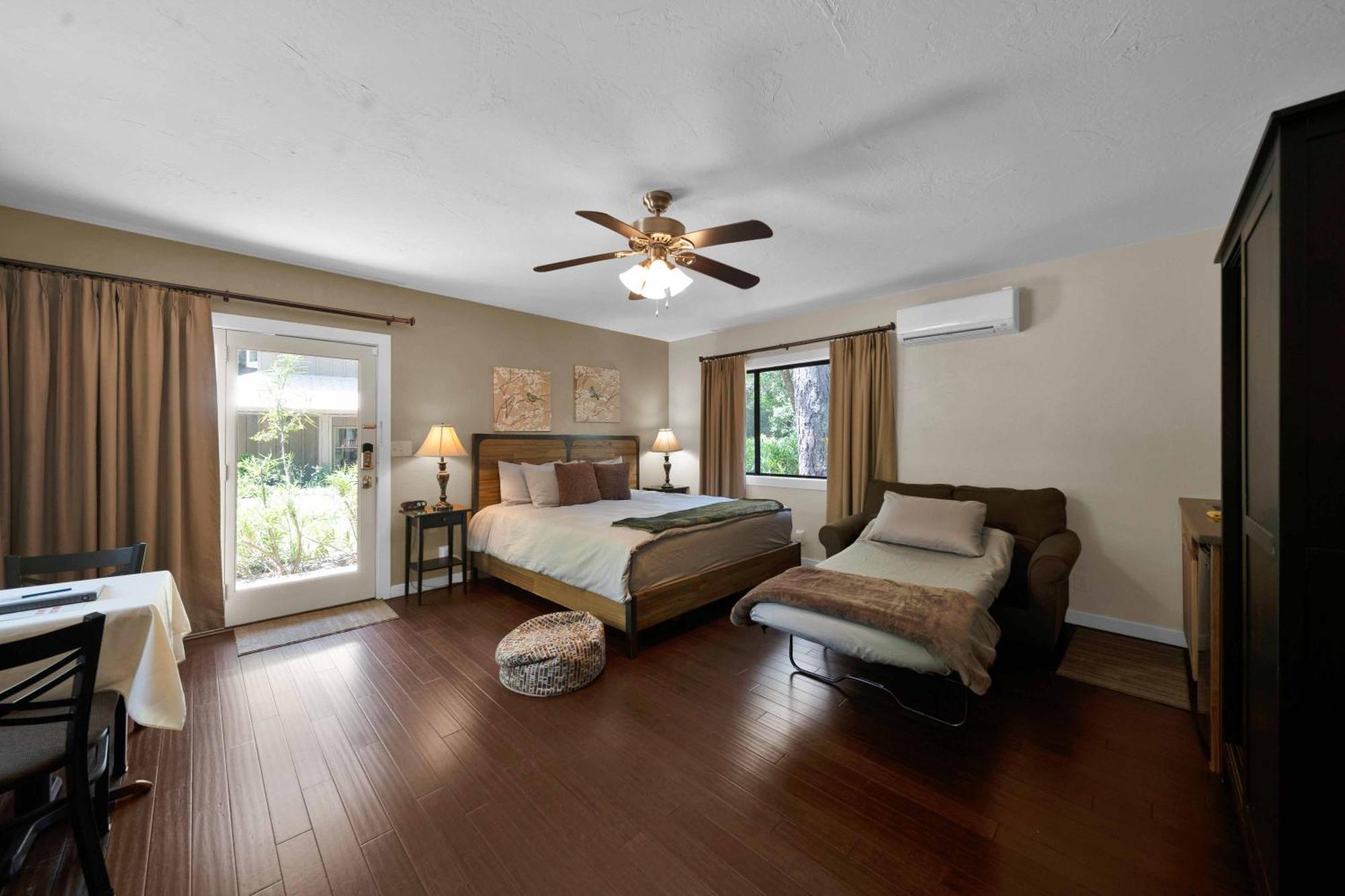 The At Shasta 3*
