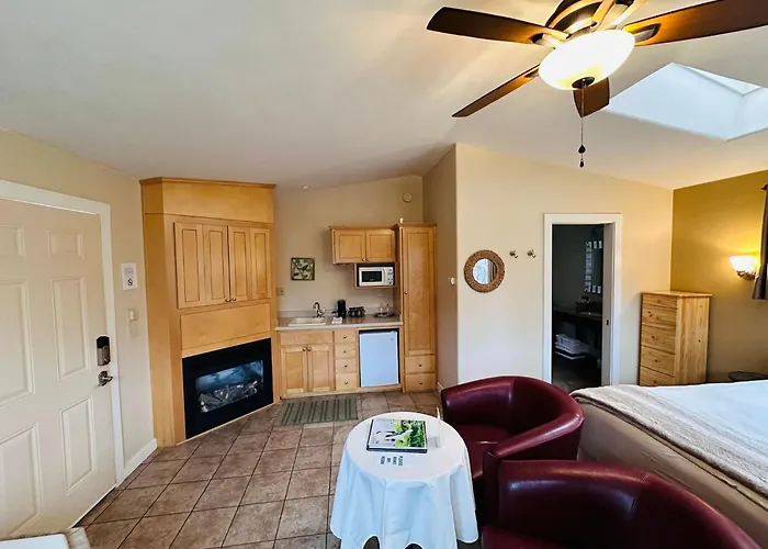 The Inn At Shasta Lake